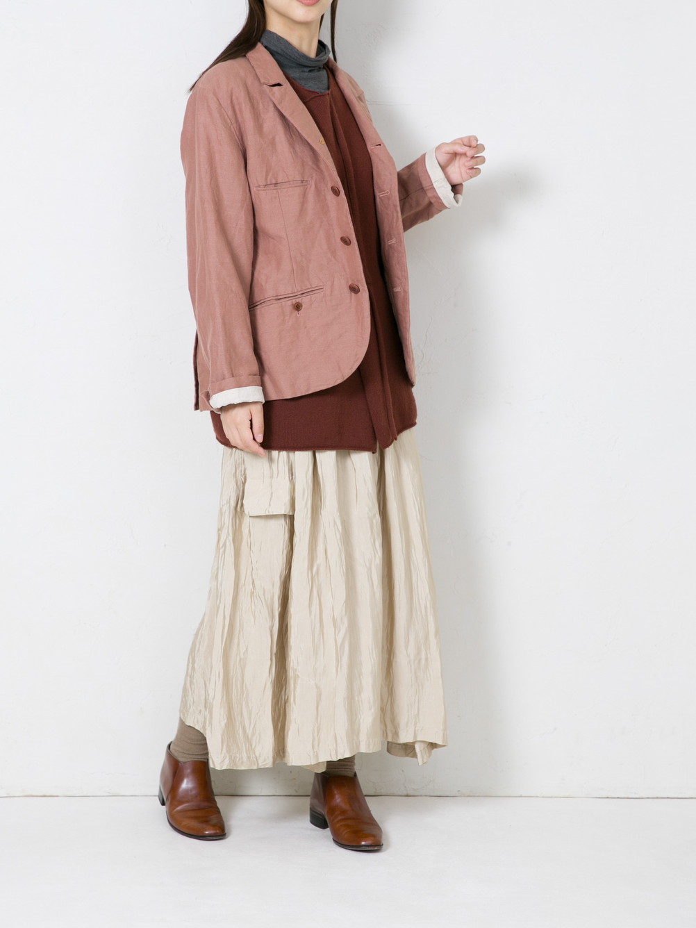 新品　Vlas Blomme ヴラスブラム　ラチネ　テーラード　ジャケット 新品 Vlas Blomme ヴラスブラム ラチネ テーラード ジャケット - メルカリ